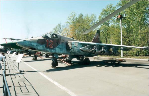 SU-25