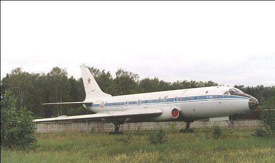 TU-104