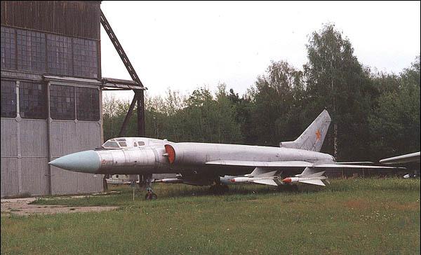 TU-128